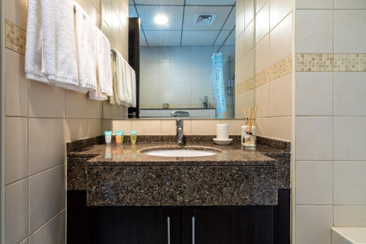The Smart Concierge - Bay Central Dubai Bagian luar foto